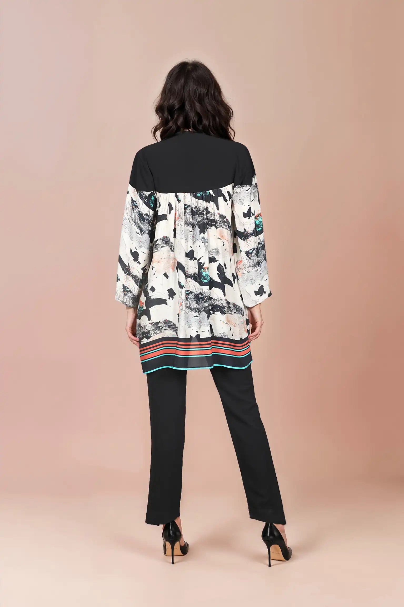 clothes for resort
