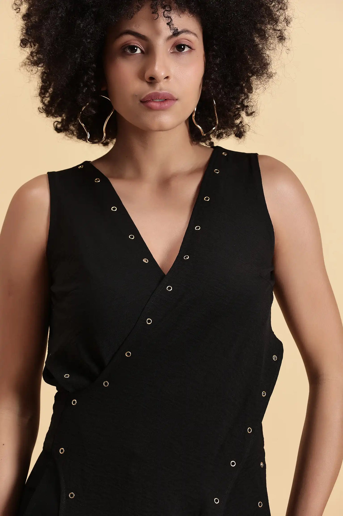 elegant evening wear
