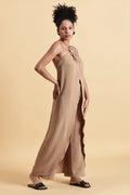 clothes for resort
