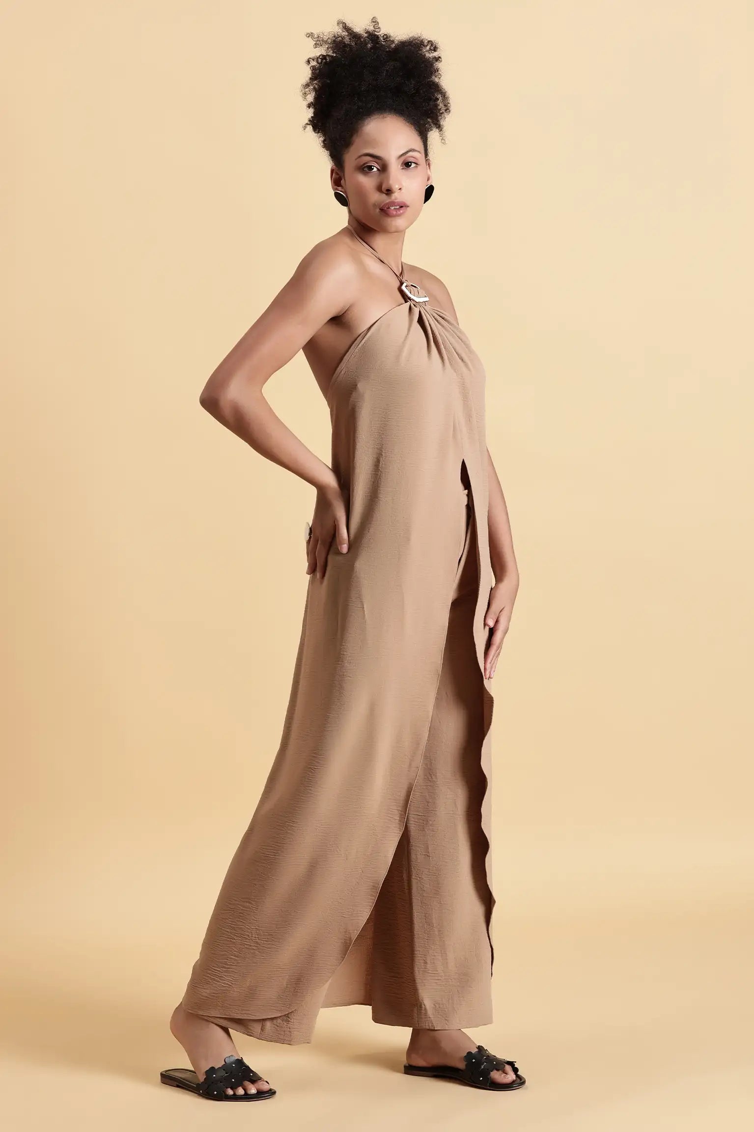 clothes for resort
