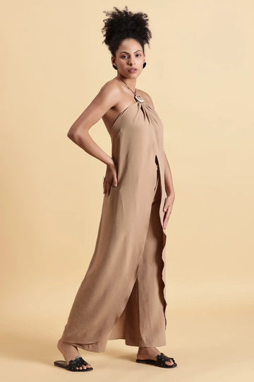 clothes for resort
