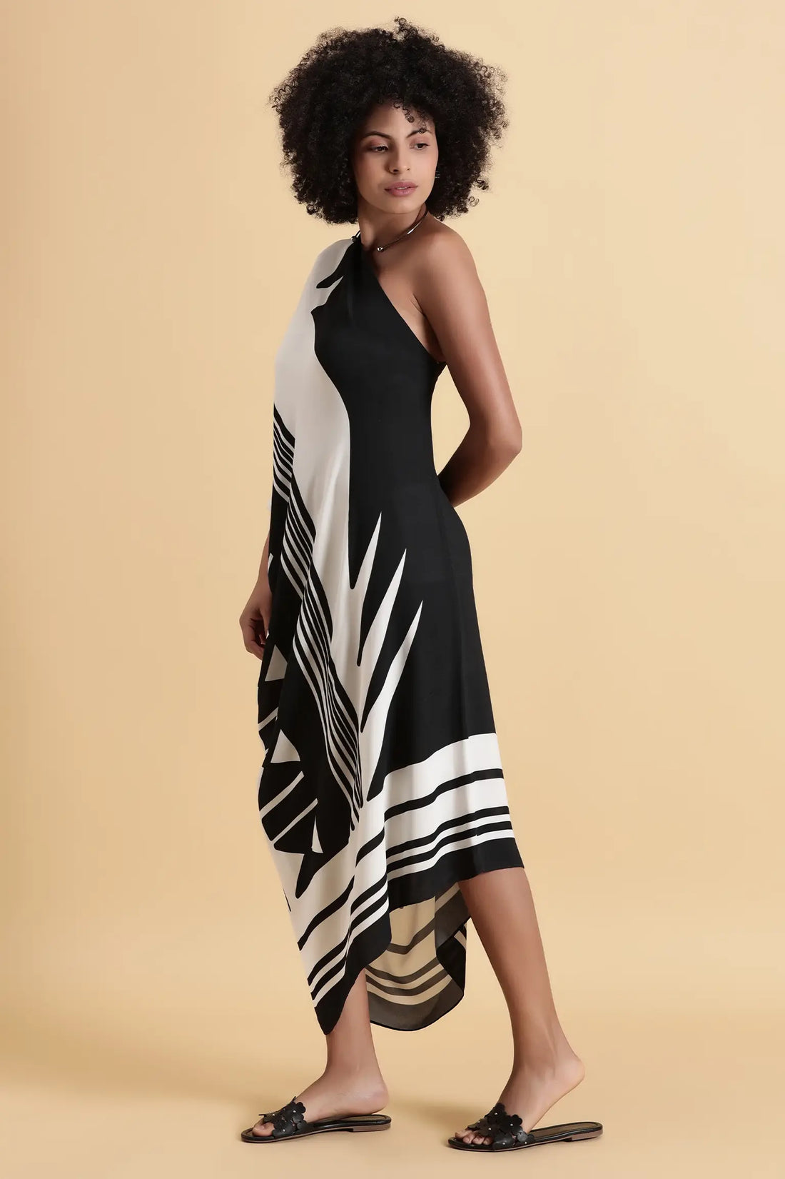 resort womens clothes
