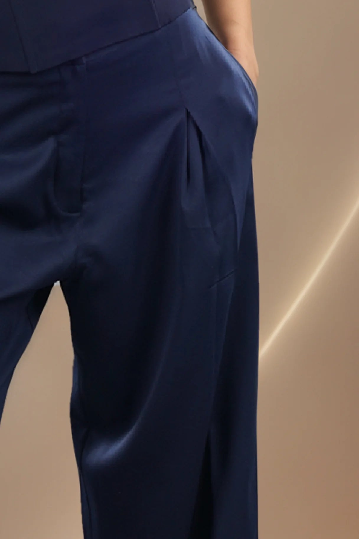 elegant evening wear
