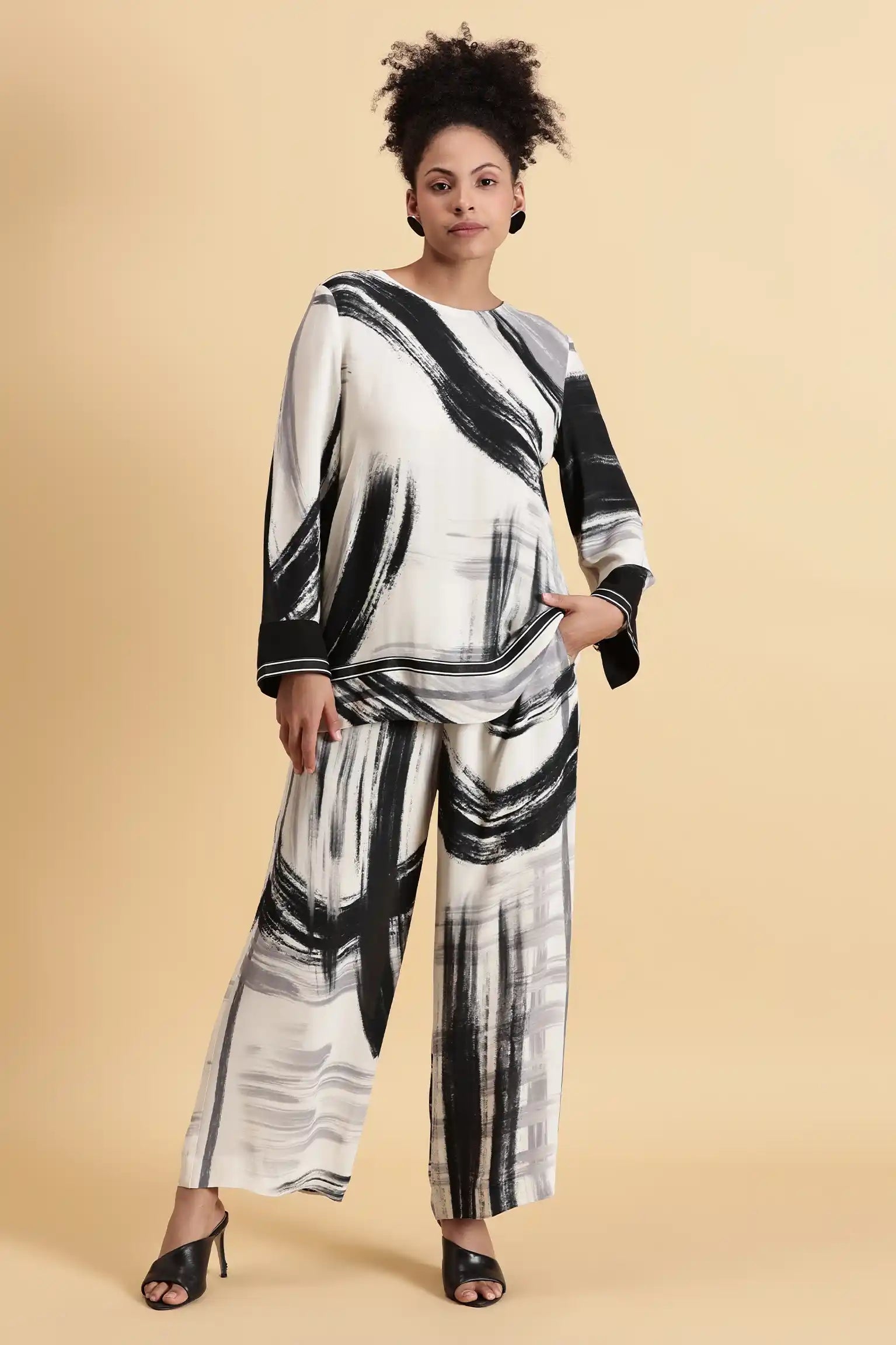 resort wear dresses
